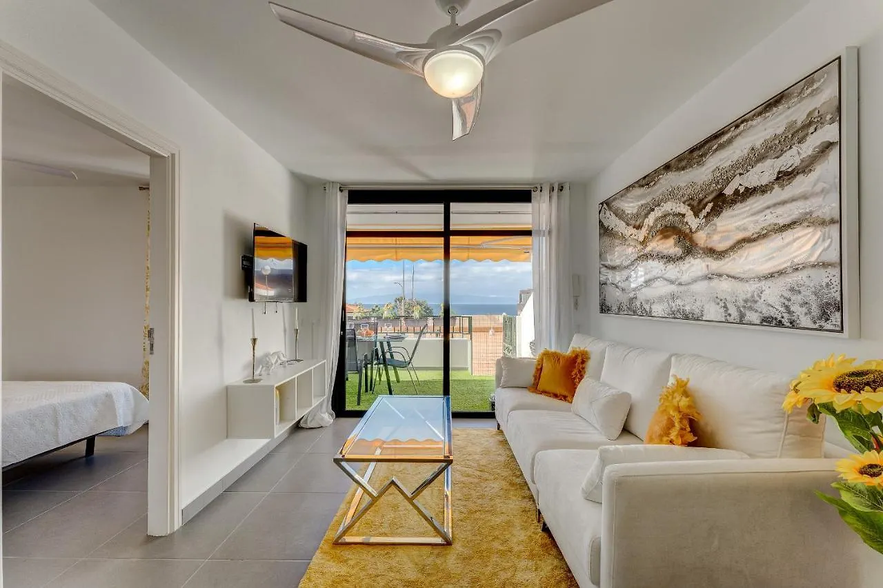Buenavista Sunflower Apartment In Playa La Arena Puerto de Santiago  Puerto de Santiago (Tenerife)