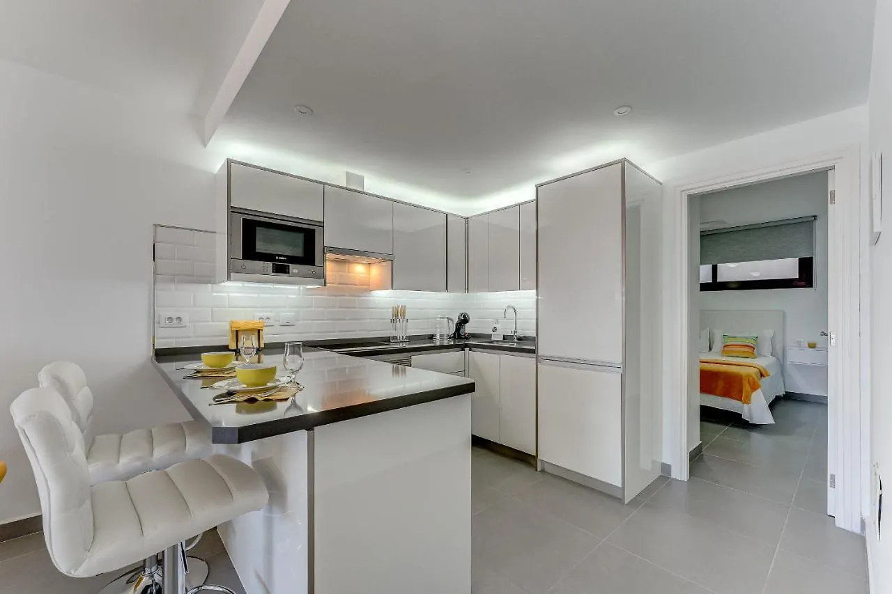 Buenavista Sunflower Apartment In Playa La Arena Puerto de Santiago