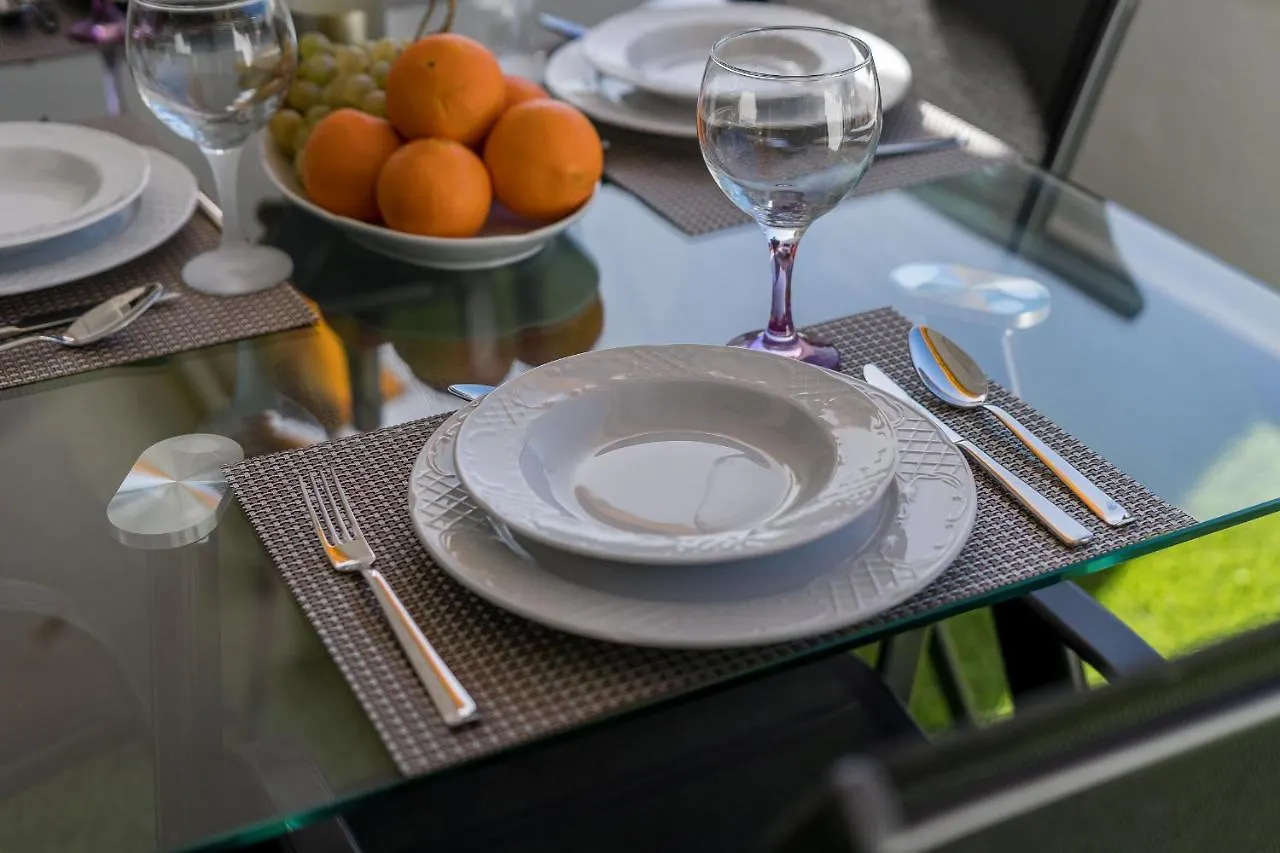 Buenavista Sunflower Apartment In Playa La Arena Puerto de Santiago